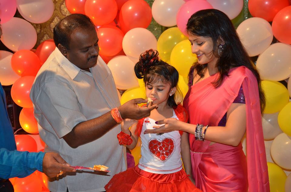 Radhika Kumaraswamy Photos