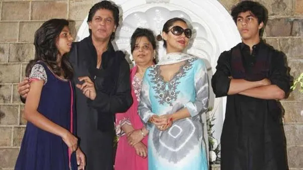 Shah Rukh Khan's Family Mystery: The Real Story Behind His Eldest Sister Living With Him