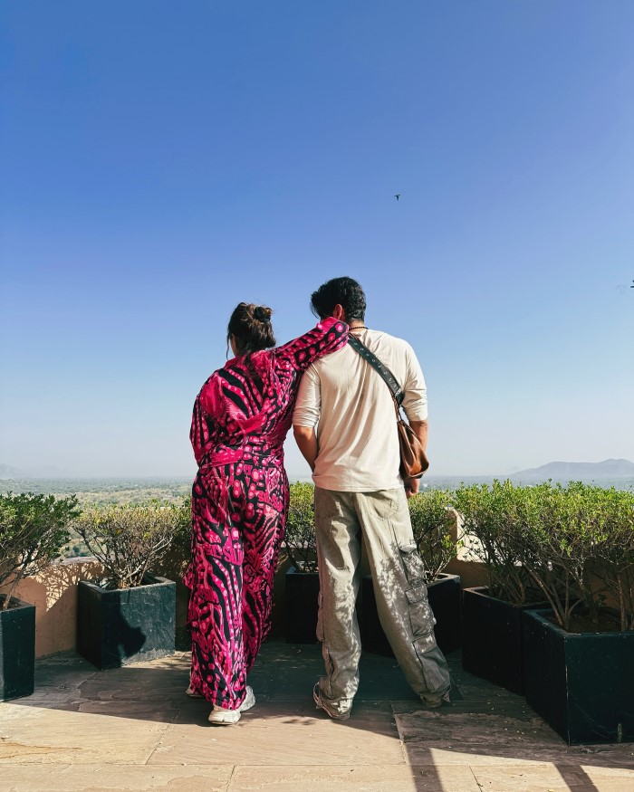 बता दें कि सोनाक्षी सिन्हा और जहीर इकबाल को एक साथ काफी पसंद किया जाता है। हालांकि शादी के वक्त उनको काफी ट्रोल किया गया था।