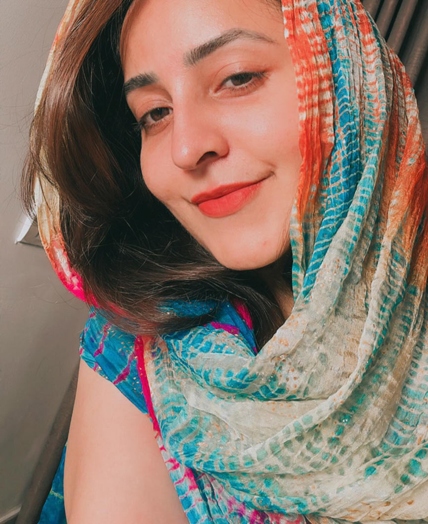 Bhama addressed rumors regarding her marital status by confirming her single status this year. She shared a powerful message on Instagram.