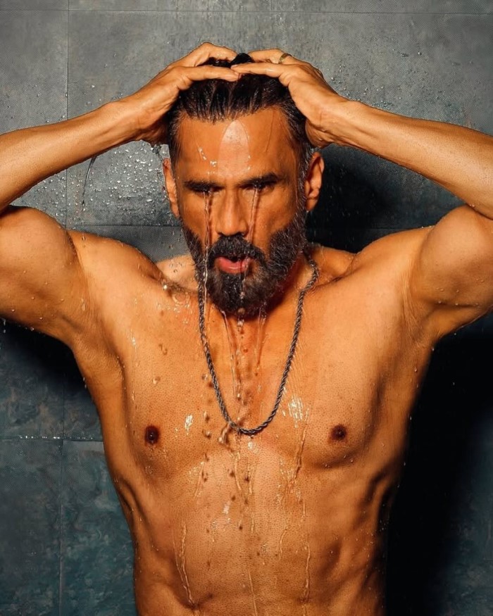 Suniel's inspirational content urges his followers to stay committed to their fitness goals, no matter the challenges they face.