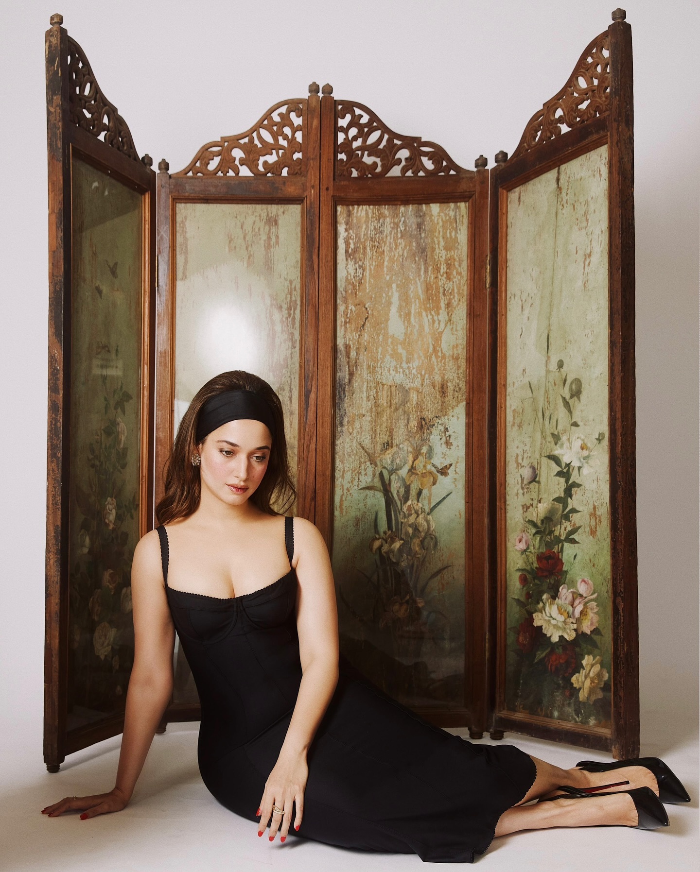 Tamannaah Bhatia Stuns In Black Bodycon Dress In Her Latest Photoshoot