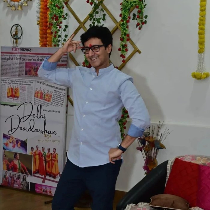 कृष्णा को साल 2017 में तेनालीराम सीरियल में देखा गया था और आपको बता दें कि उन्होंने थिएटर भी किया, इसी के चलते इस किरदार में वह काफी ज्यादा ढल गए थे।