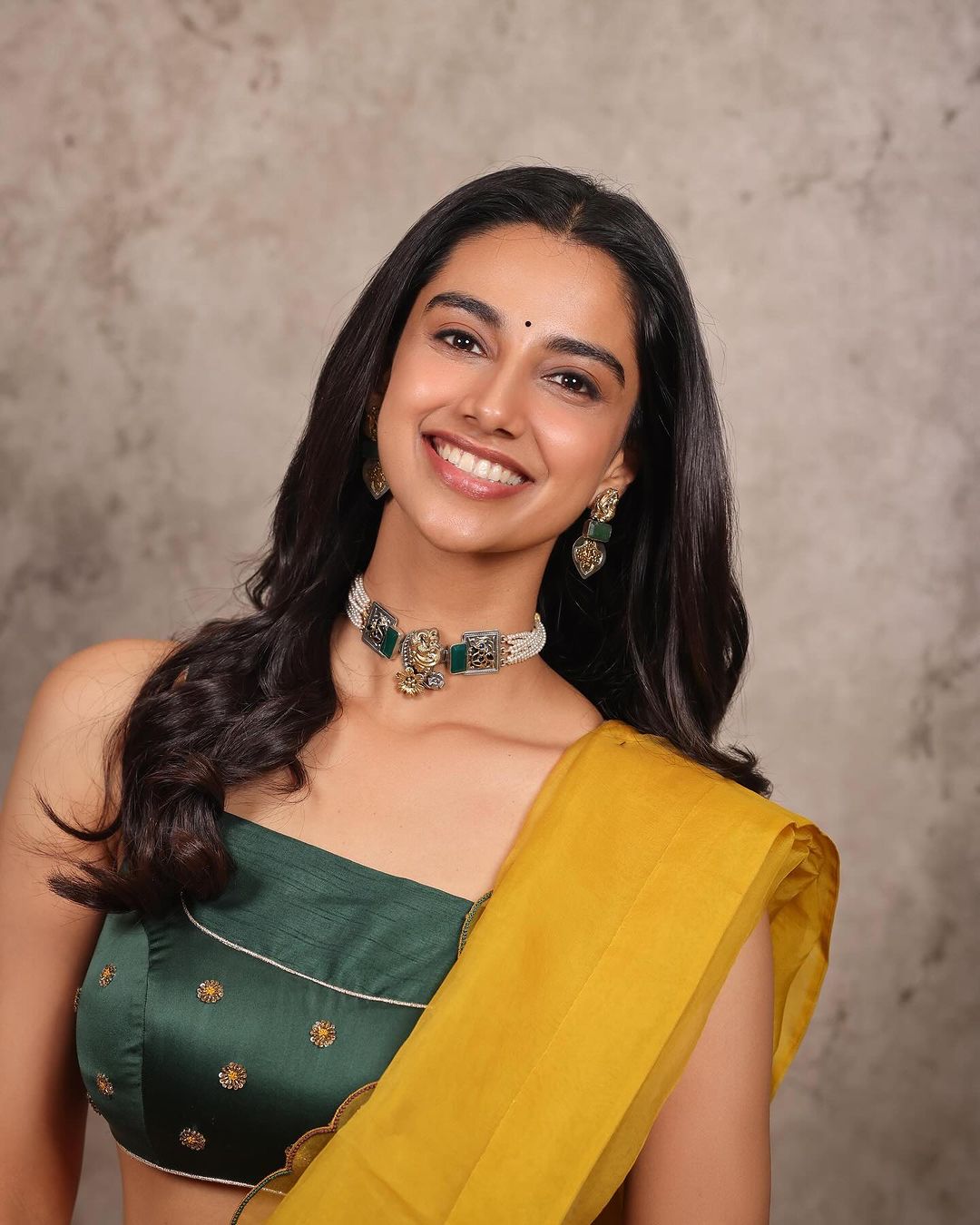 Actress Meenakshi Chaudhary Saree looks