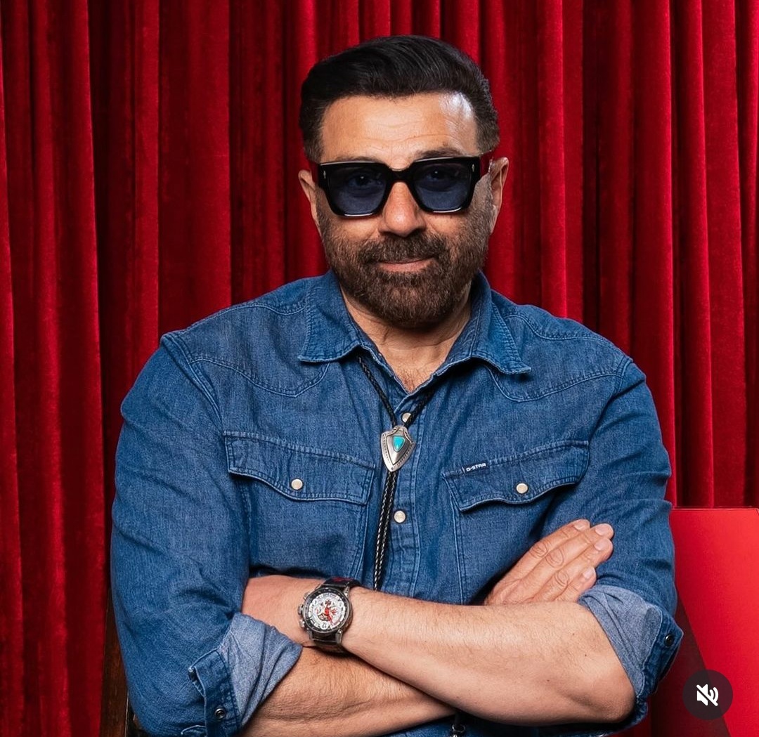 Sunny Deol: Back in the 90s, Sunny Deol had won the hearts of the audience as Tara Singh, and even in 2024.