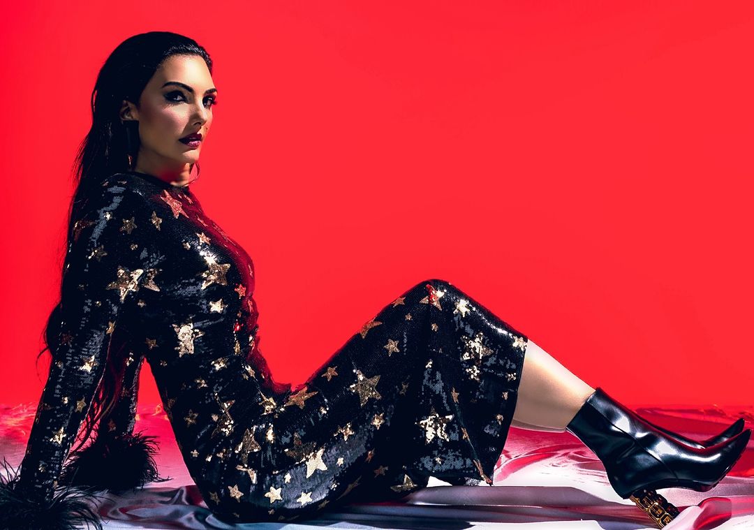 Who Is Somi Ali? Age, Family Backgound, Bollywood Ties, Networth, Movies & More