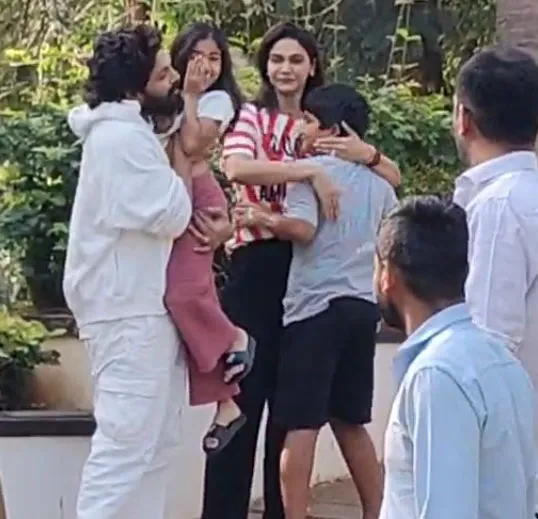Allu Arjun is back home, reunited with his loved ones, see pics