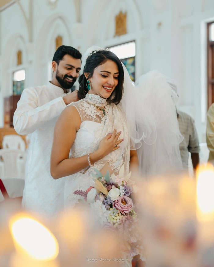 The popular South Indian actress Amala Paul recently tied the knot with her longtime boyfriend Jagat Desai on 30-11-2023 .