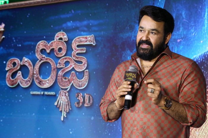 Mohanlal interacted with the media, answering questions and sharing his experiences from the shoot.