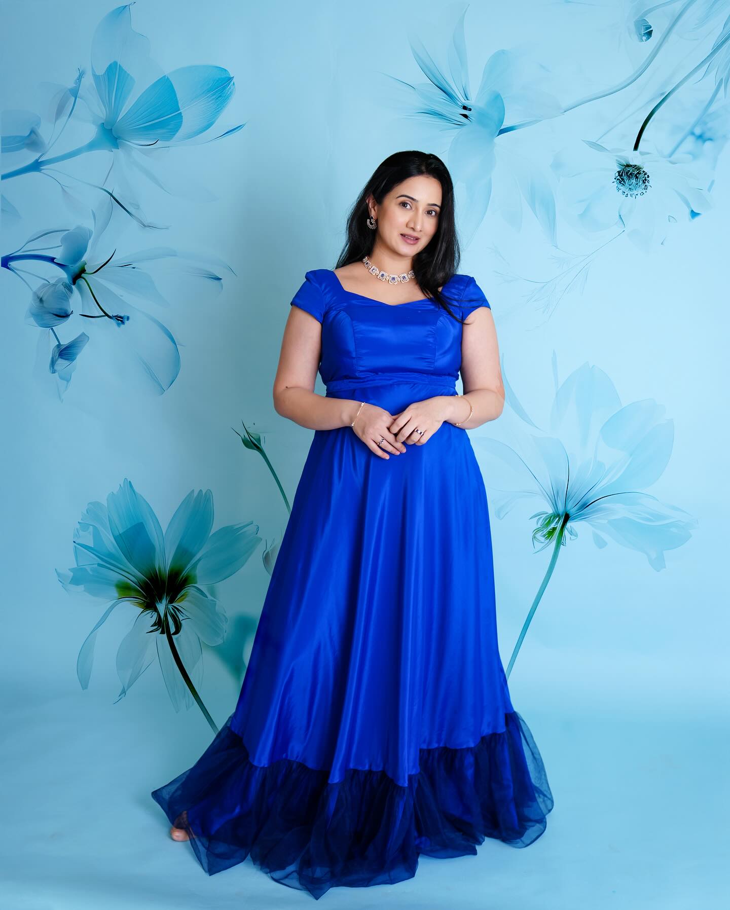 Harshika Poonacha shines in her postpartum shoot