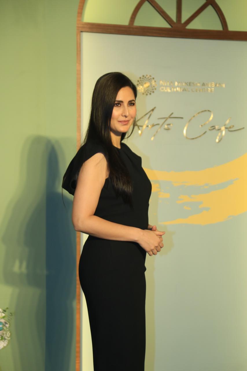 Katrina Kaif turned heads with her stunning black outfit