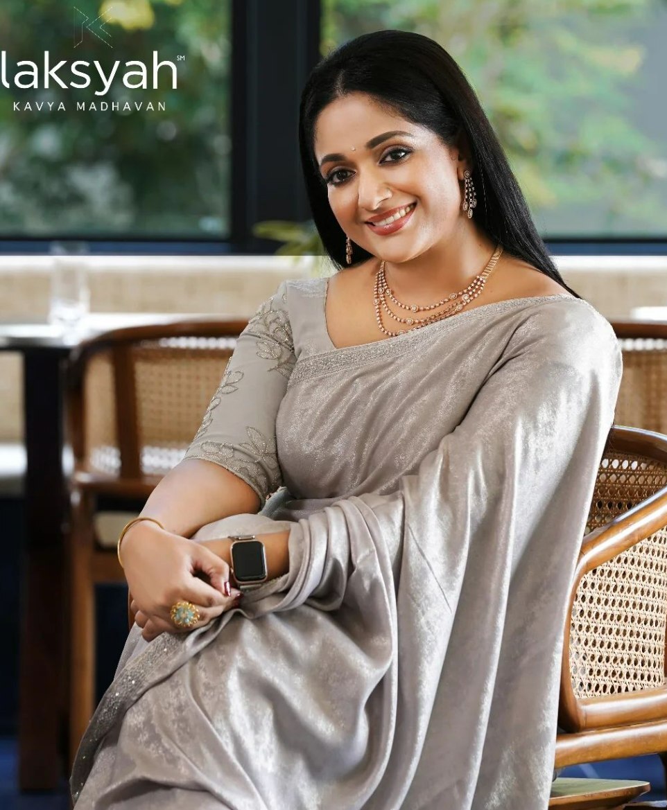 Kavya Madhavan saree look