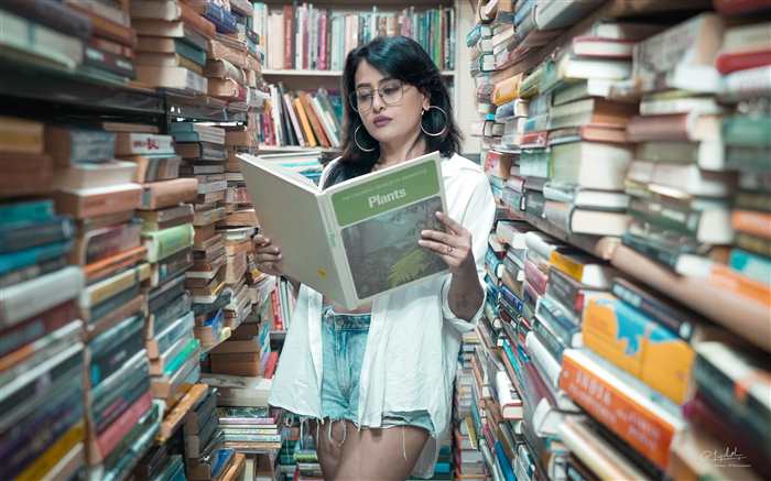 Nidhi Subbaiah Stuns In Casual Chic Outfits Ahead Of Kannada Movie UI Release