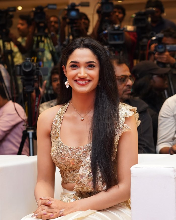 Reeshma Nanaiah looks stunning at UI Film promotional
