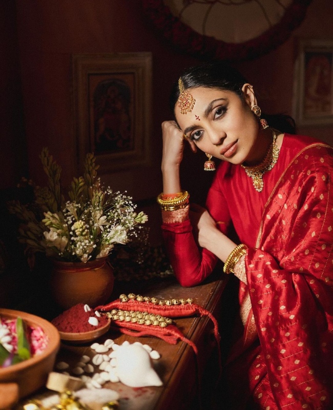 Sobhita Dhulipala bridal look in redsaree goes viral