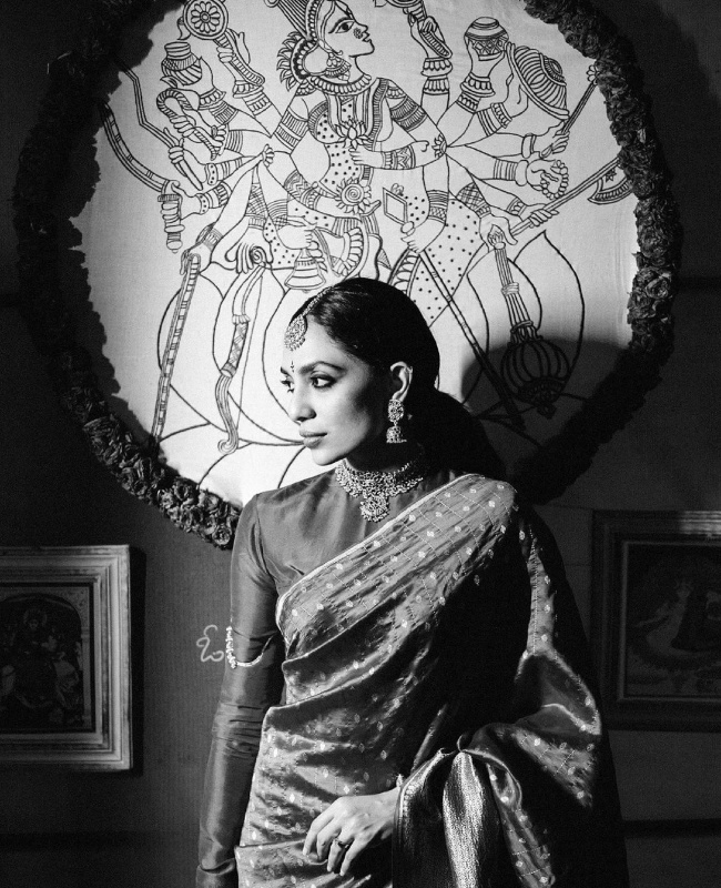 Sobhita Dhulipala bridal look in redsaree goes viral