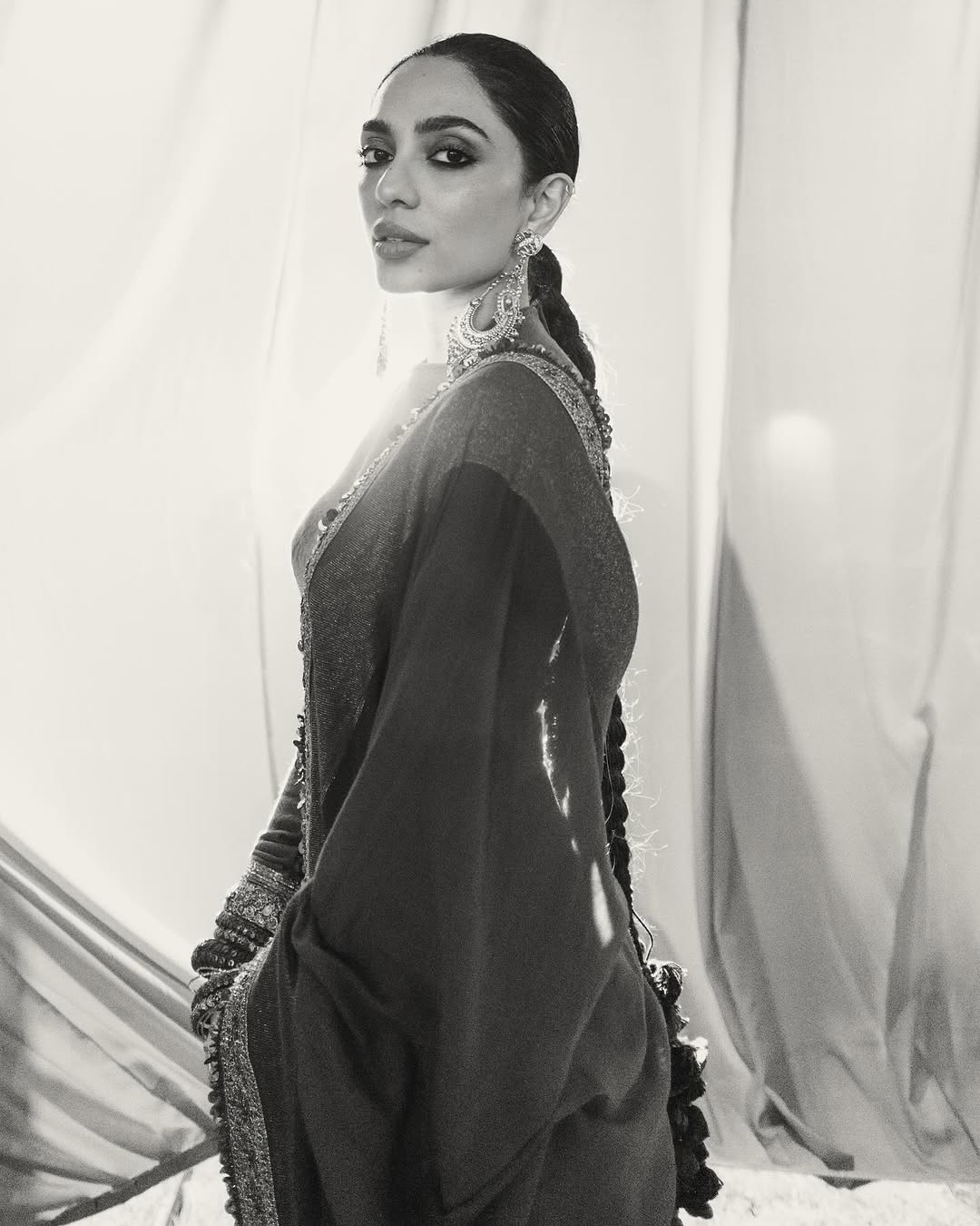 Sobhita Dhulipala Pays Homage To Her Backpacking Days In A Vintage-Inspired Sabyasachi Lehenga