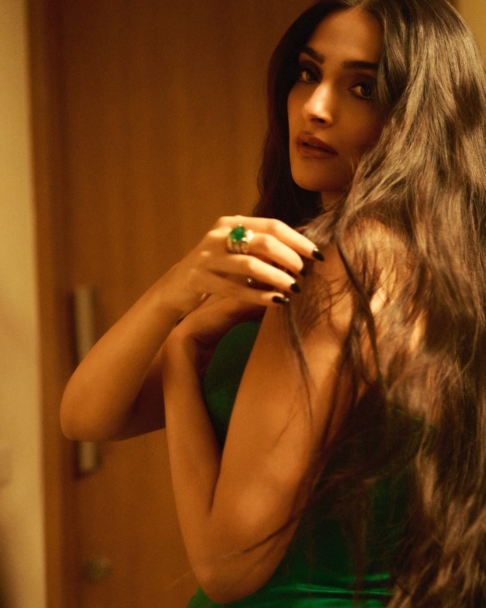 The photoshoot was styled by her sister, Rhea Kapoor, who is known for her fashion expertise.