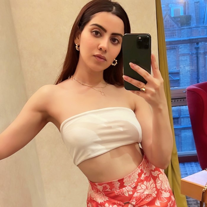Who Is Hritiqa Chheber? Photos, Age, Family Background, Movies, Boyfriend, Networth