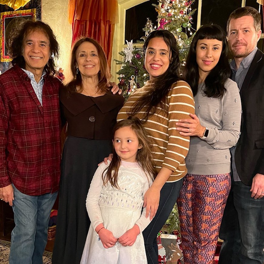 Who Is Zakir Hussain's Wife? Everything You Need To Know About The Music Maestro's Wife & Daughters