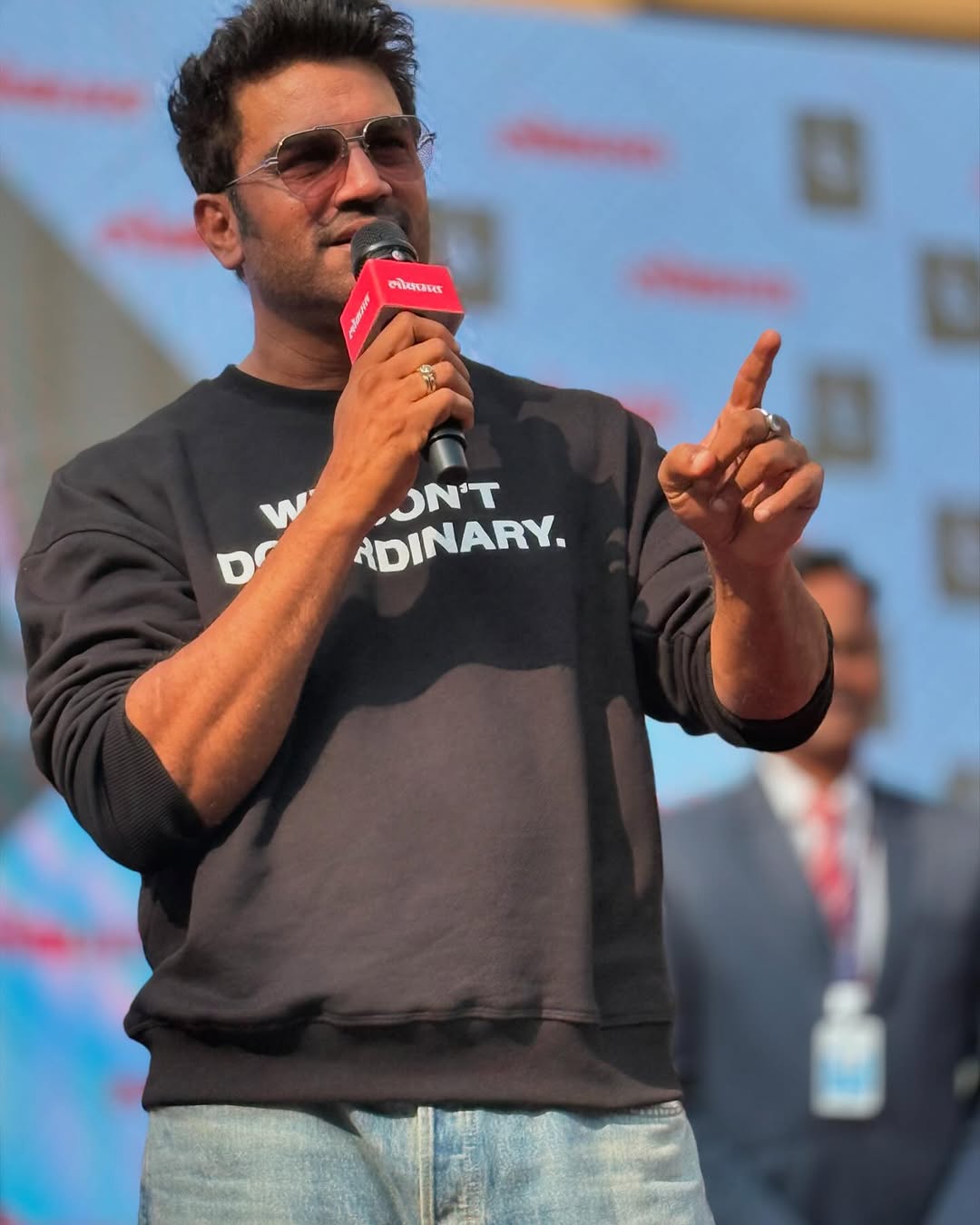 Ahmed Hussain (Sharad Kelkar)