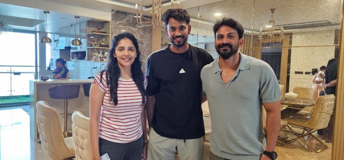 Dhananjay invited celebrities for wedding