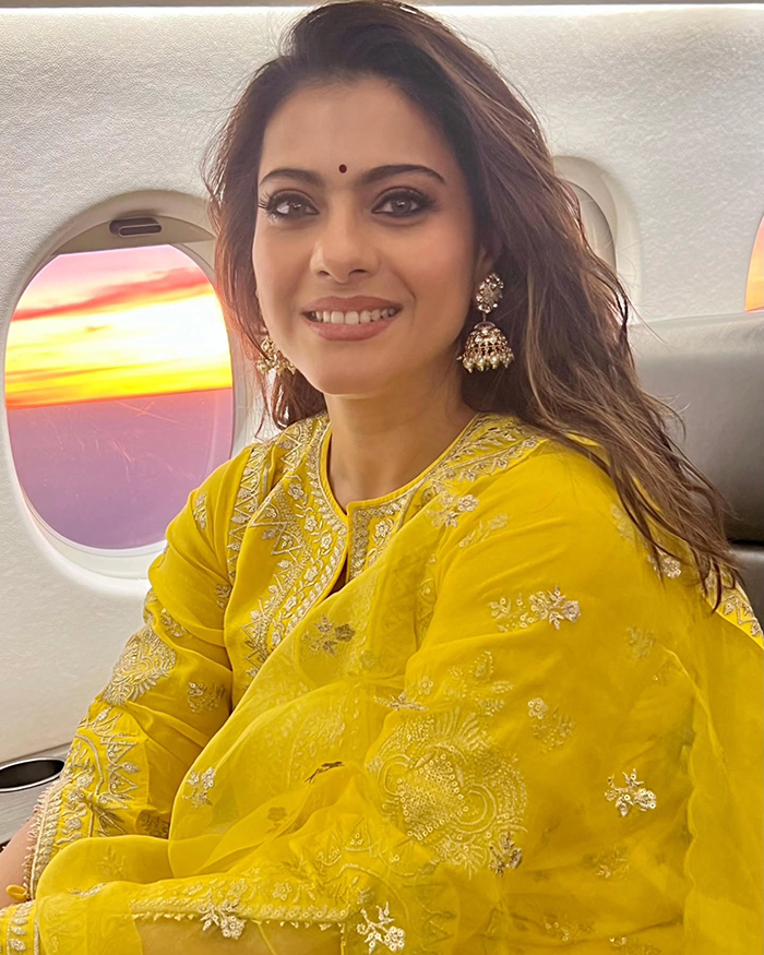 काजोल 90 के दशक की टॉप एक्ट्रेस रह चुकी है और उन्होंने वेब सीरीज 'लस्ट स्टोरीज 2' में बोल्ड सीन से हर किसी को चौंका दिया था।