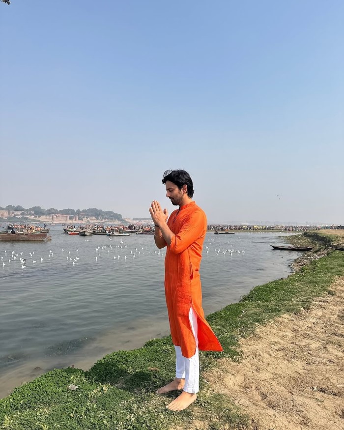 Hemansh Kohli Shares Captivating Photos From Maha Kumbh Visit In Prayagraj