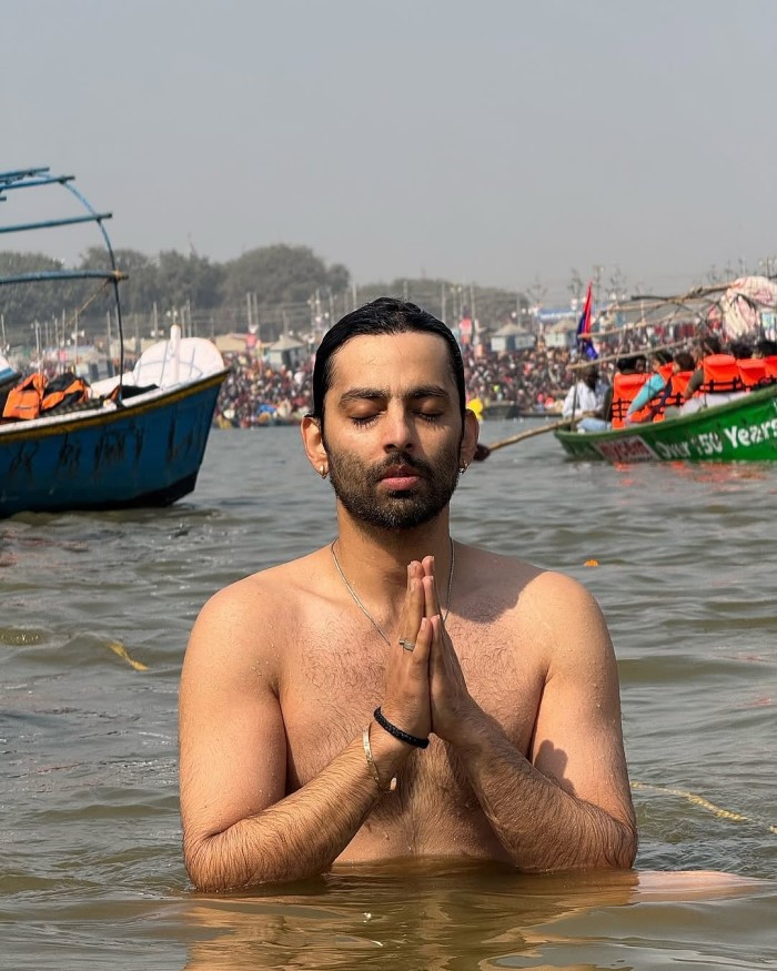Hemansh Kohli Shares Captivating Photos From Maha Kumbh Visit In Prayagraj