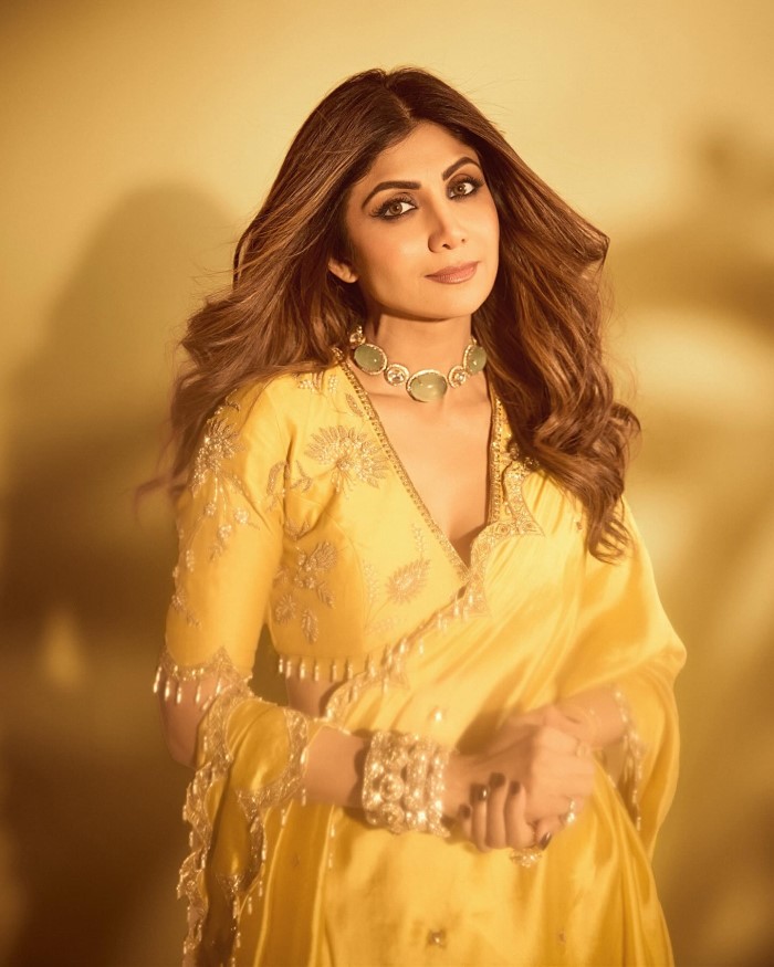 Shilpa Shetty: Originally named Ashwini Shetty, she changed her name to Shilpa Shetty based on her mother's advice, believing it to be more auspicious for her film career.