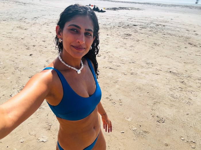 Kubbra Sait once revealed that she had a one night stand with a friend and she became pregnant