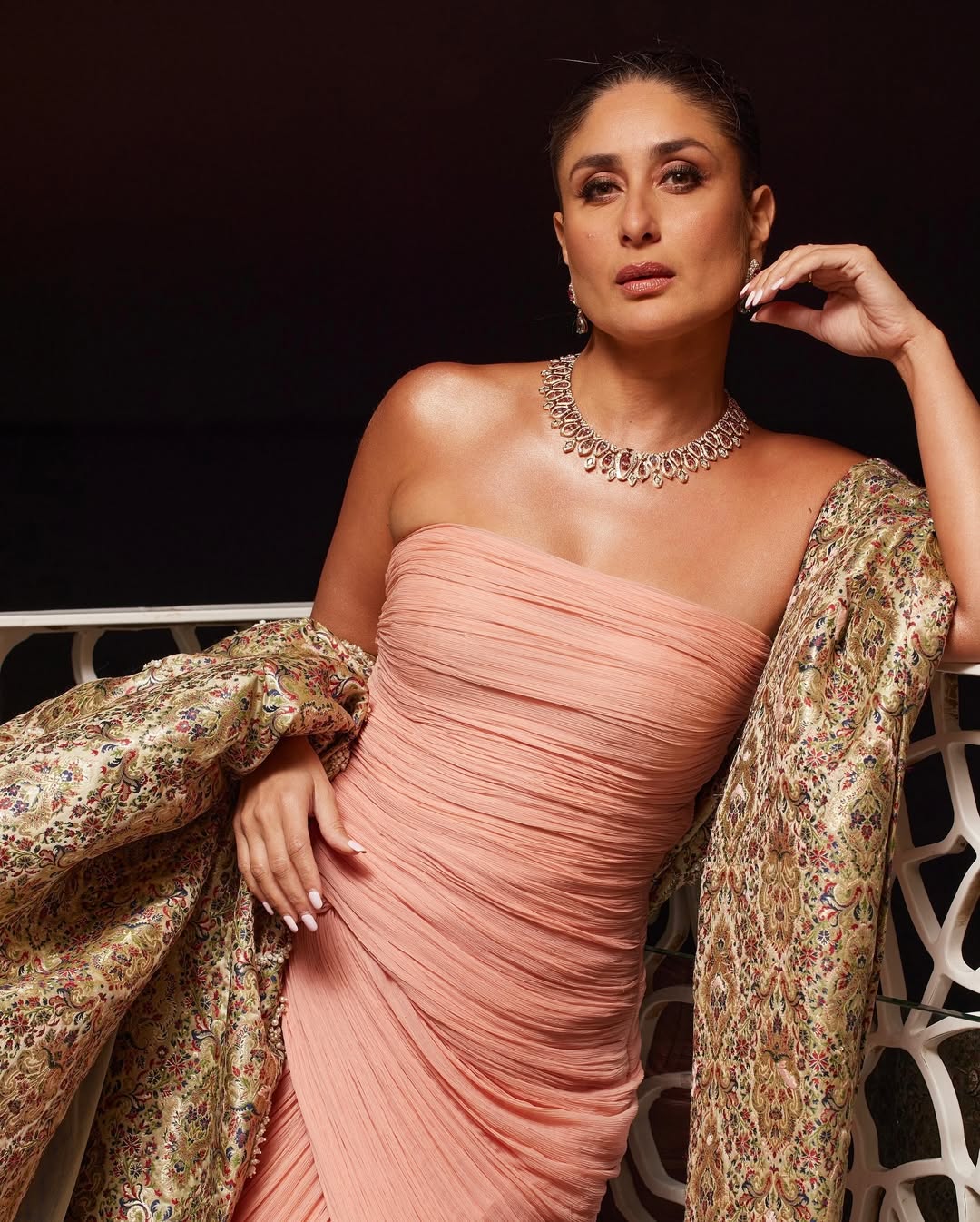Kareena's enchanting hazel eyes are famous for their magnetism and charm.