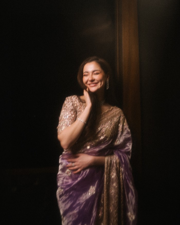 Pakistan actress Hania Aamir Photoshoot