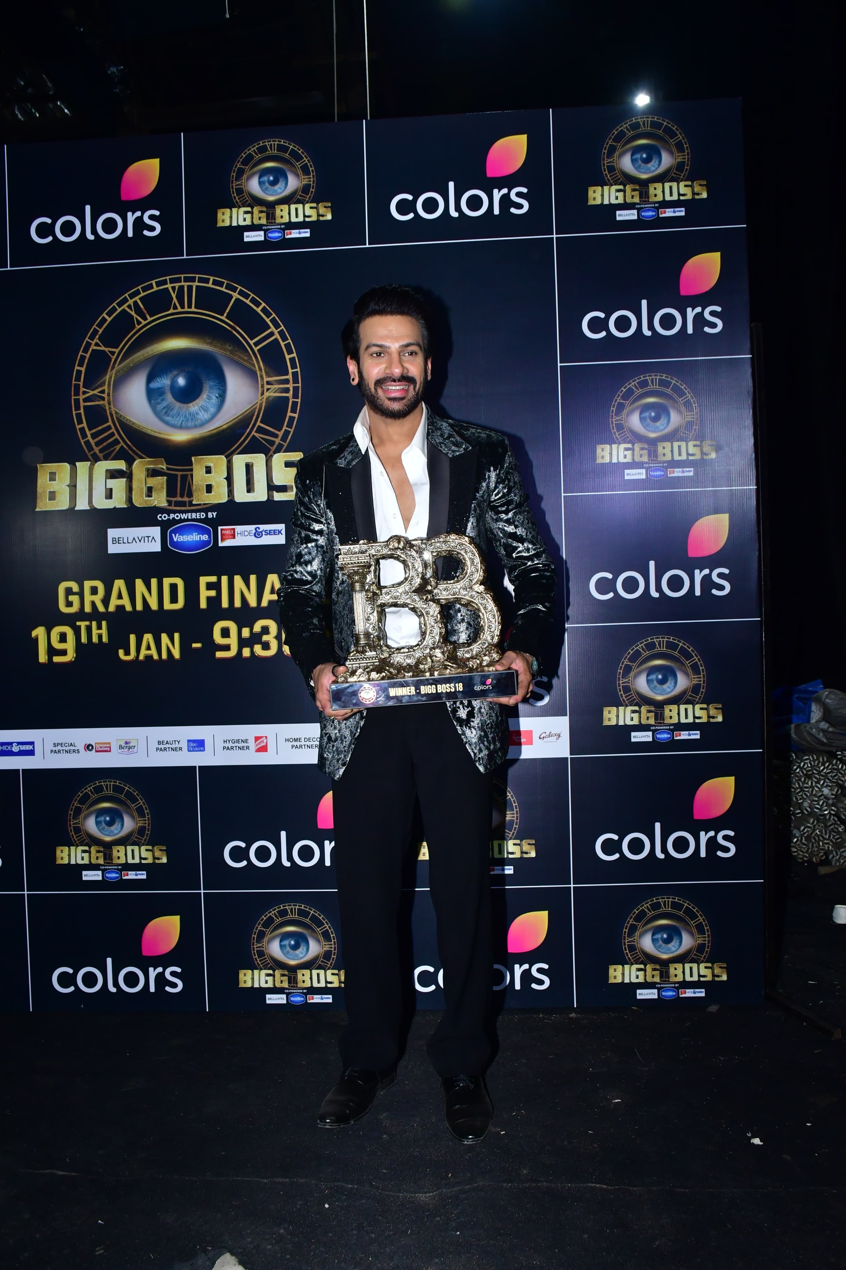 Karan Veer Mehra Wins In Grand Finale Of Hindi Bigg Boss 18