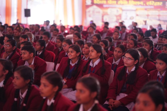 Ramayana Anime Debuts At Maha Kumbh With A Special Screening For Over 200 School Kids ! Check Out The Pics!