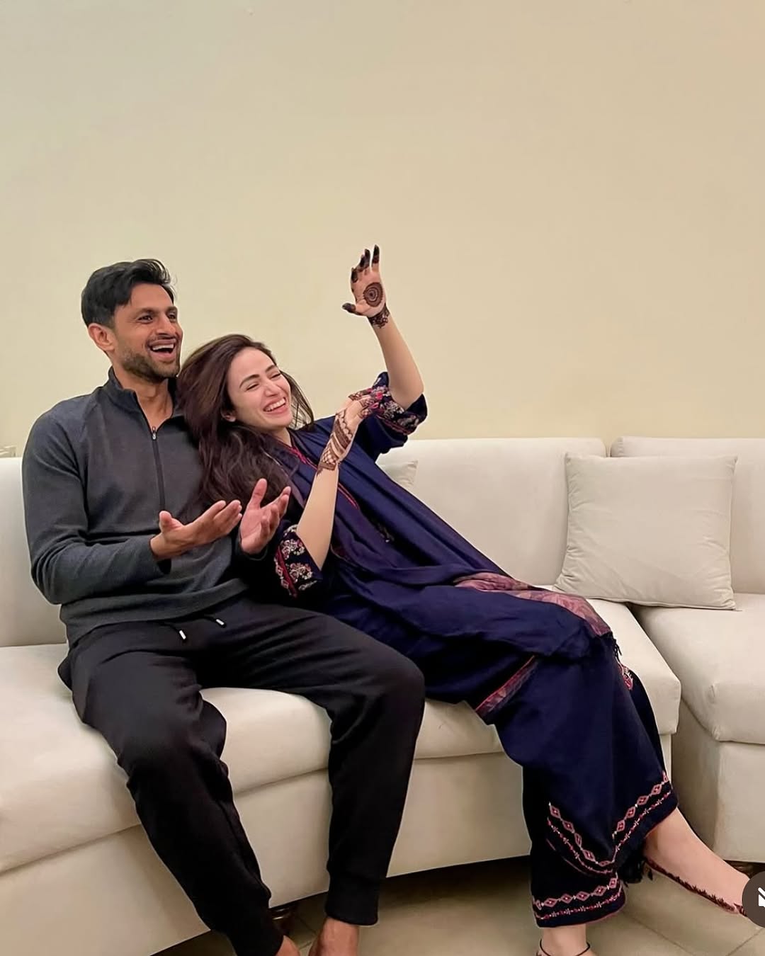 Sana Javed celebrated her wedding anniversary with Shoaib Malik by sharing precious moments on social media.