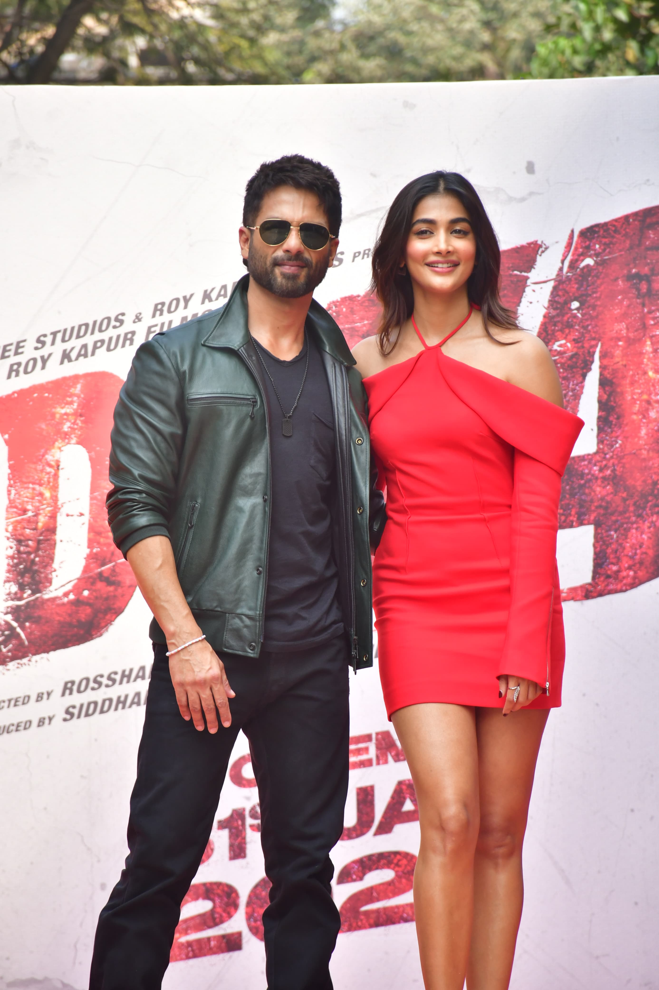 Shahid Kapoor & Pooja Hegde At Deva Trailer Launch