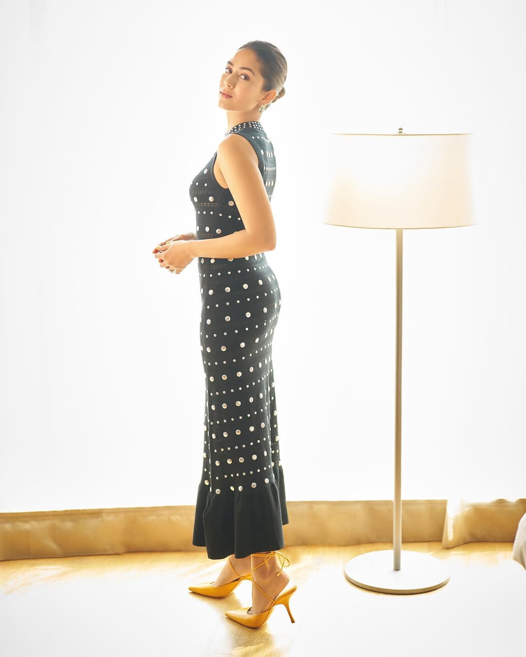 Mira Rajput Grabs Attention in a Fabulous Black Dress