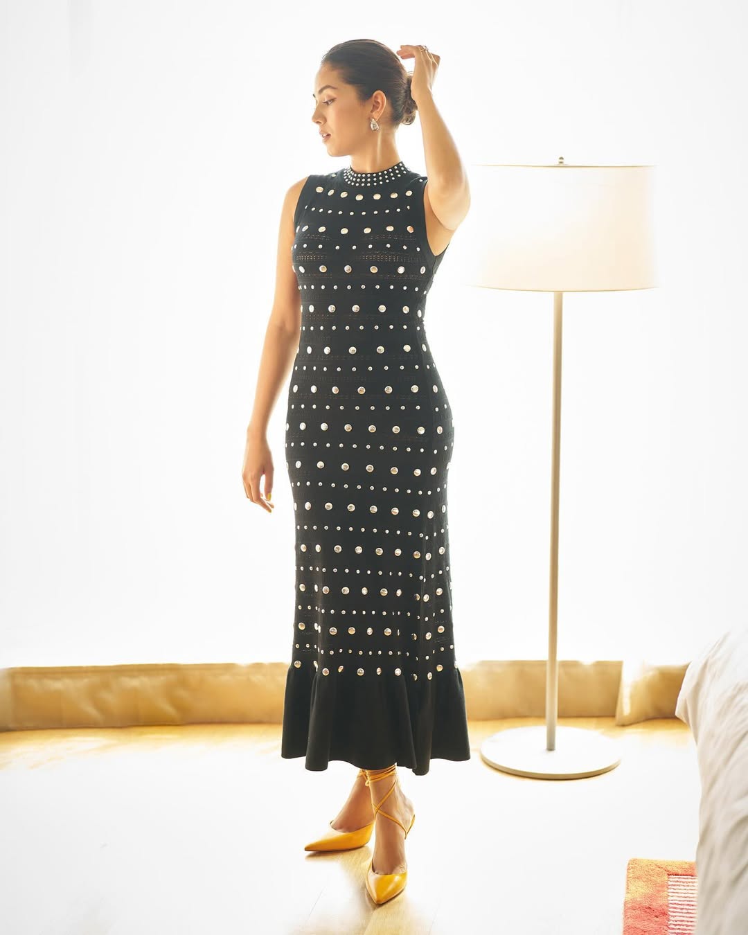 Mira Rajput Grabs Attention in a Fabulous Black Dress