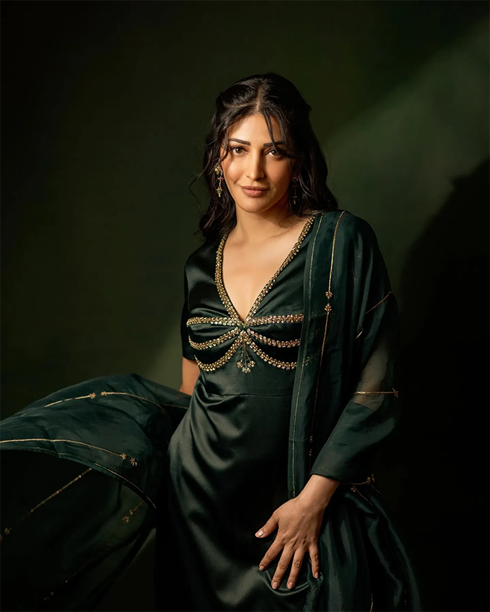 Shruti Haasan unknown facts