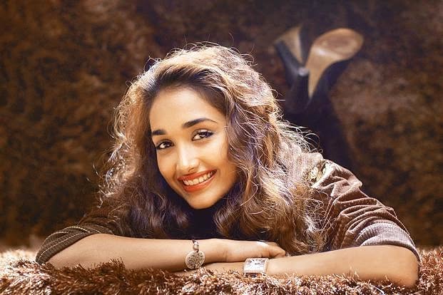 Bollywood Actresses Died In Very Young Age