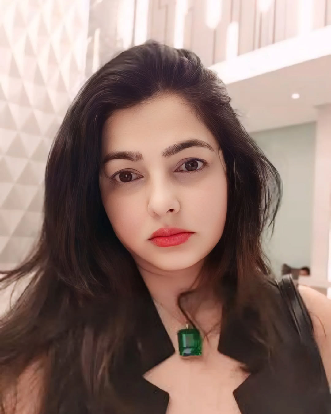 Unknown Facts About Mamta Kulkarni: A Glimpse into Her Controversial Life