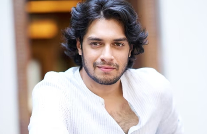 Who Is Junaid Khan? Photos, Age, Family Background, Movies, Networth