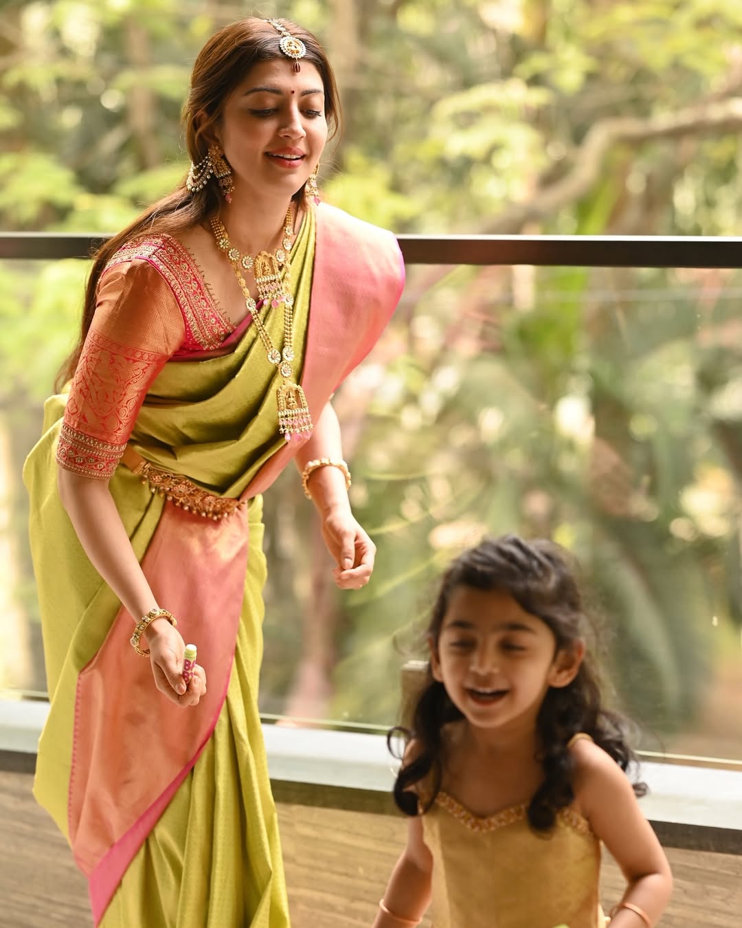 Actress Pranitha Subhash latest photos with her daughter Arna goes viral