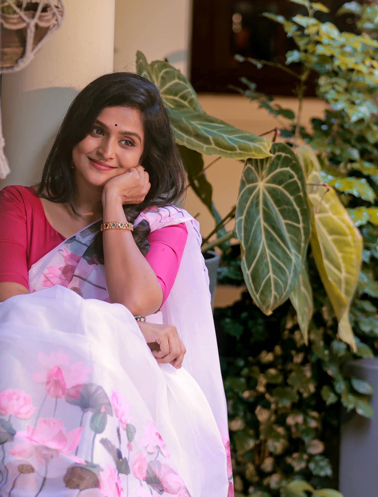 Remya Nambeesan Saree Look Photoshoot