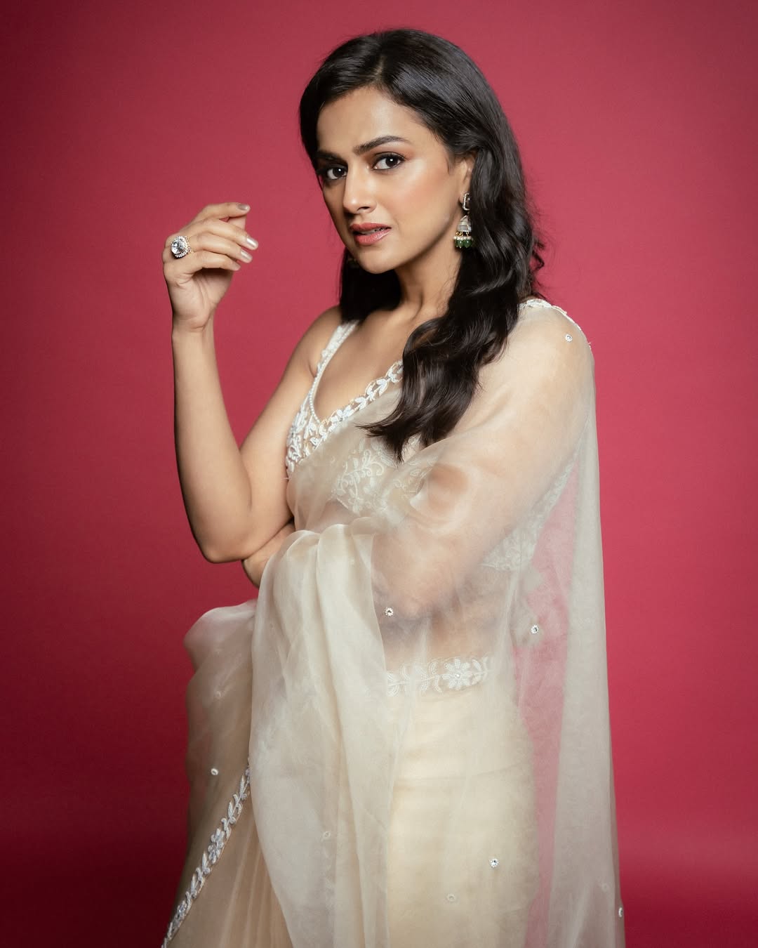Shraddha Srinath Saree Style