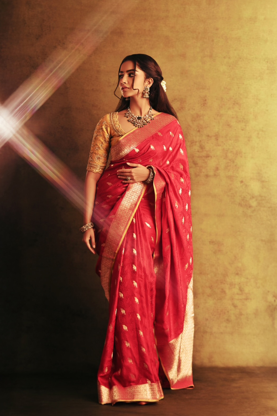 Anupama Parameswaran Stuns In Traditional Red Saree