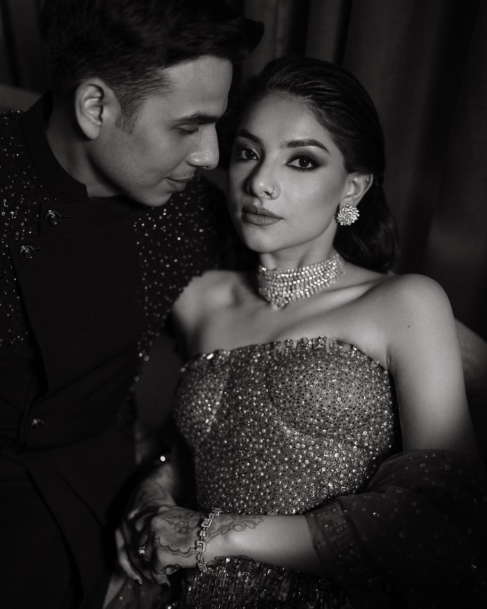 Anuv Jain And Hridi Narang's Adorable Wedding Photos