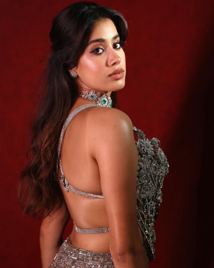 Janhvi Kapoor's Mesmerizing Fashion Moments: A Glimpse Into Her Elegant Style
