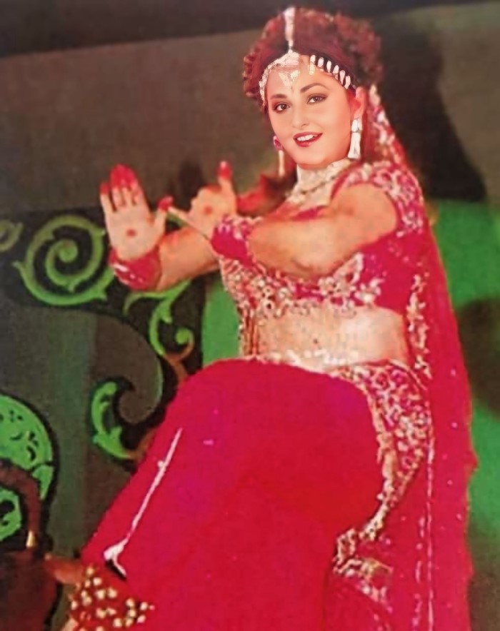 Jaya Prada To Hema Malini These Bollywood Actresses Enterted In Politics After Acting